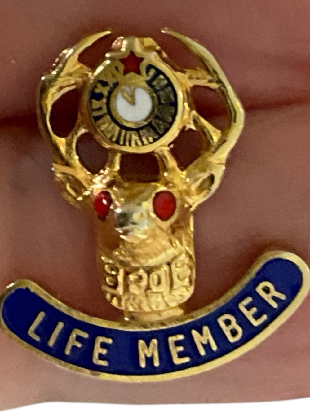 Vintage BPOE Elks Life Member Blue Enamel Gold Tone Clutch Back Lapel Pin
